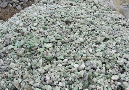 时产200吨萤石矿选矿生产线