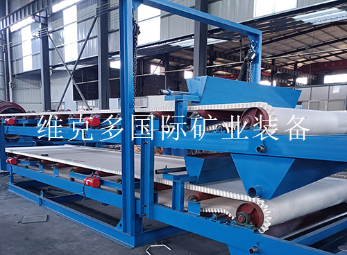 毛毯选矿机工作原理详解